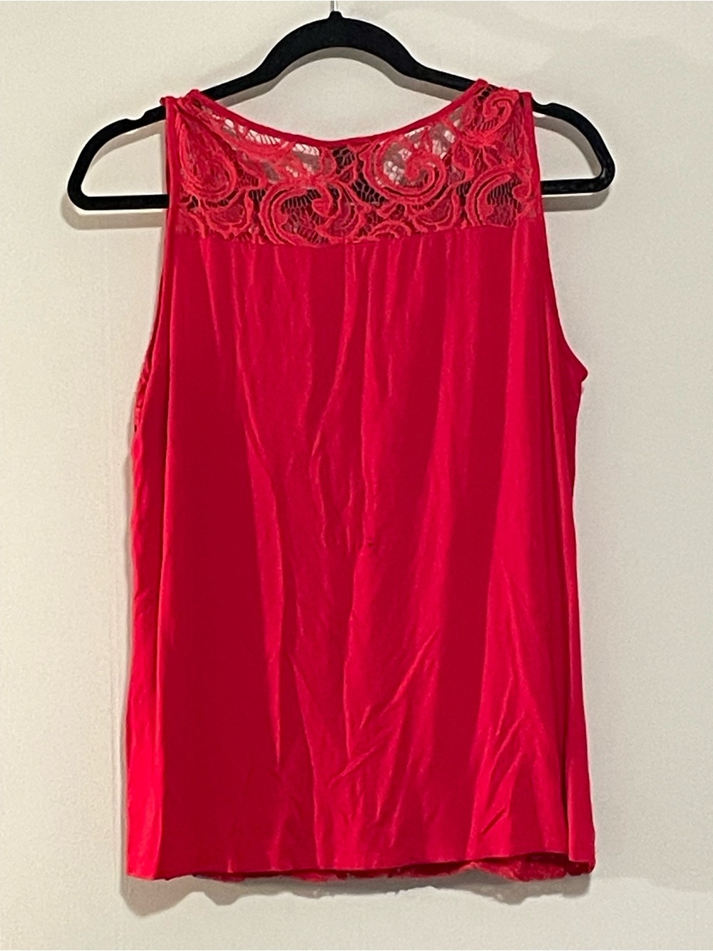 Adrienne Papell. Red Lace Yoke Sleeveless Women's Top. Item # 11734